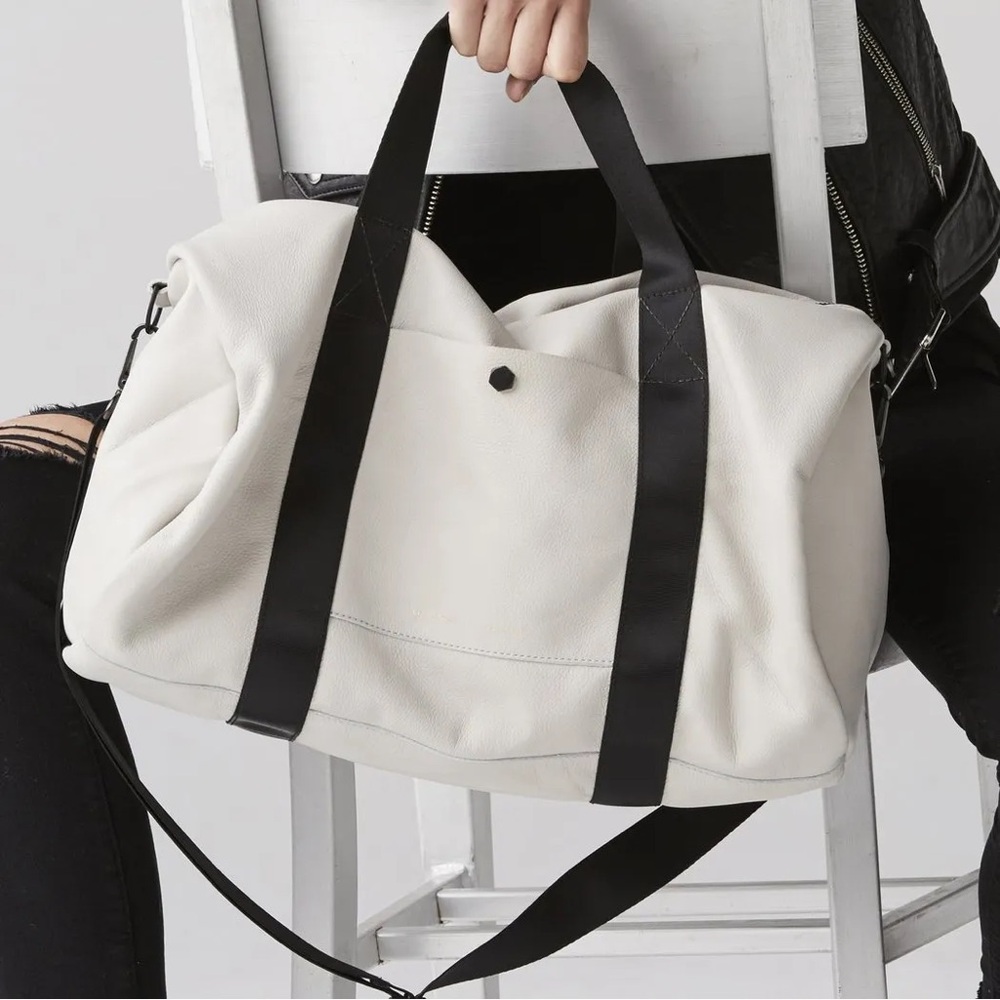 $485 Retail AMPERSAND AS APOSTROPHE Duffel Bag
